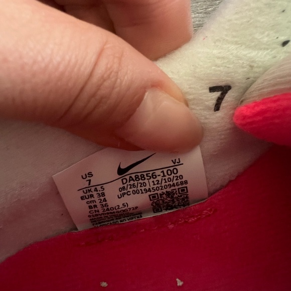 NIKE AIR MAX - Picture 3 of 4